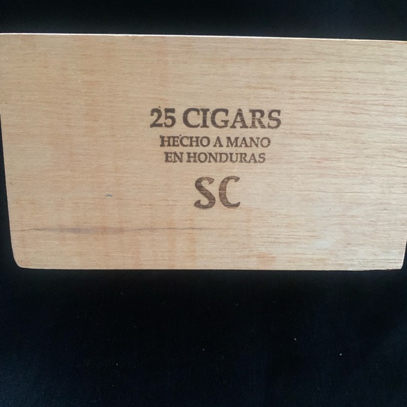 Vintage La Fontana Cigar Box - Picture 4 of 7